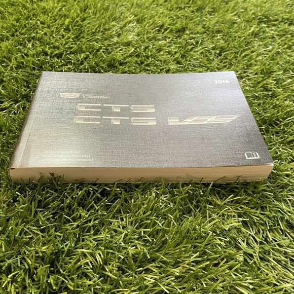 2016 Cadillac CTS CTS-V Sedan Owners Manual (2.0T 3.6T 6.2T Vsport, V, Premium) - Picture 3 of 10